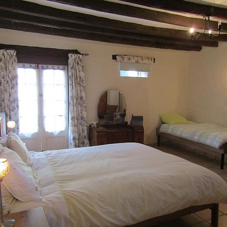 Thesecretgarden-France Bed & Breakfast Saint-Pierre-du-Lorouër Exterior foto